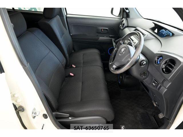 Toyota BB 2010-11 8344004-5
