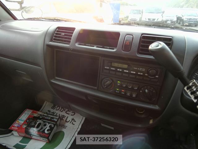 Mazda BONGO VAN 2015-09 8343578-3