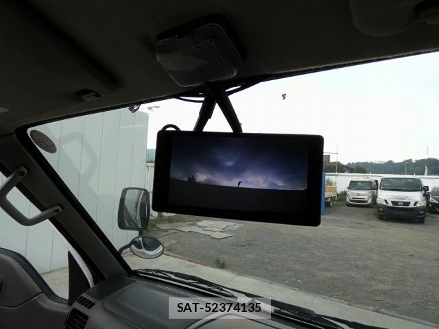 Mazda BONGO VAN 2016-06 8343579-14