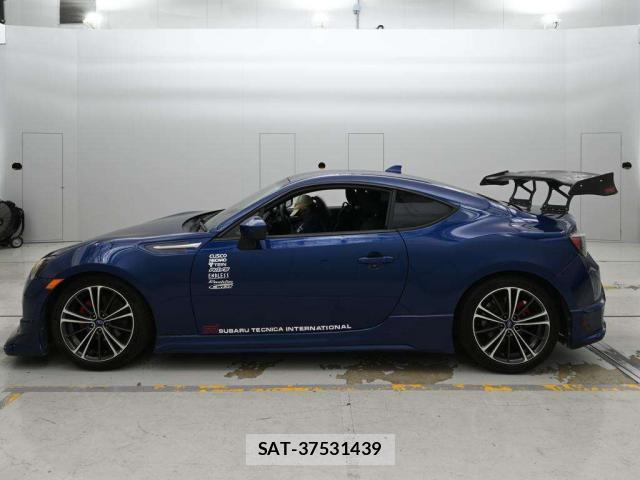 Subaru BRZ 2013-11 8343675-11
