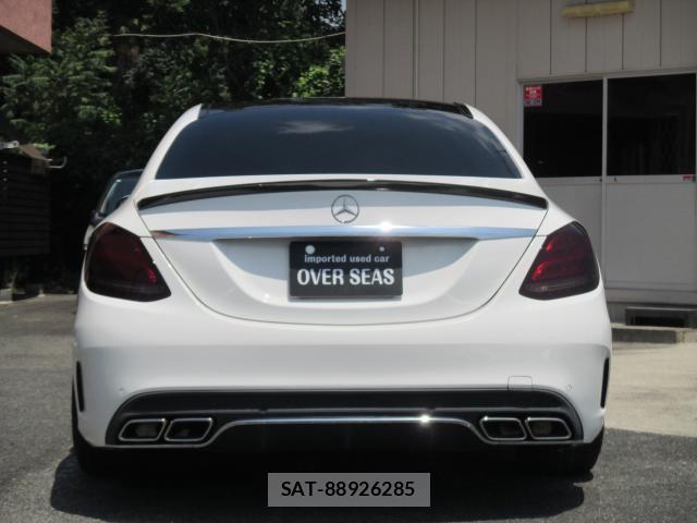Mercedes Benz C-CLASS 2015-12 8342069-5