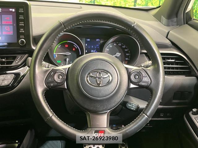 Toyota C-HR 2020-01 8342060-11