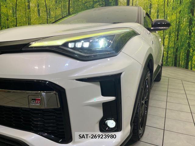 Toyota C-HR 2020-01 8342060-12