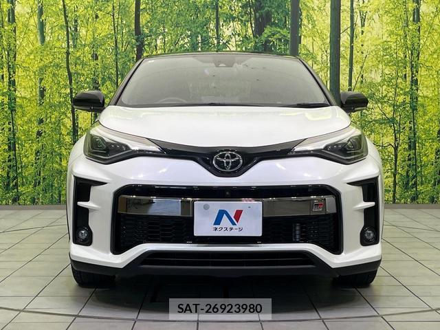 Toyota C-HR 2020-01 8342060-14