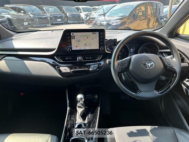 Toyota C-HR 2021-01 8342289-2
