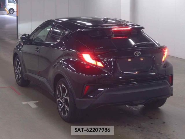Toyota C-HR 2022-12 8342588-4