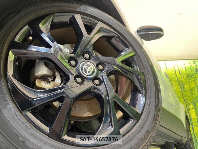Toyota C-HR 2020-09 8343197-12