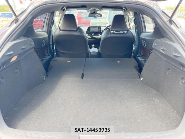 Toyota C-HR 2018-01 8343338-10