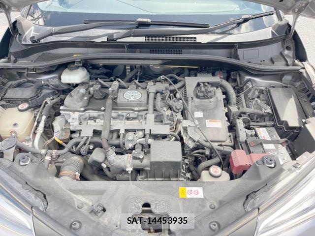 Toyota C-HR 2018-01 8343338-18