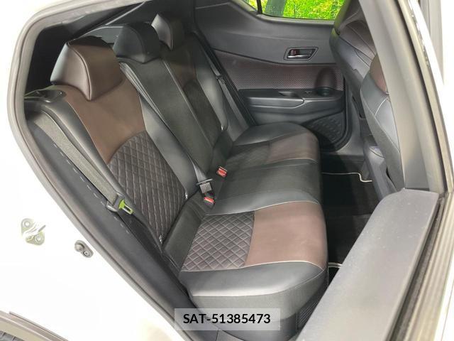 Toyota C-HR 2018-05 8343620-8