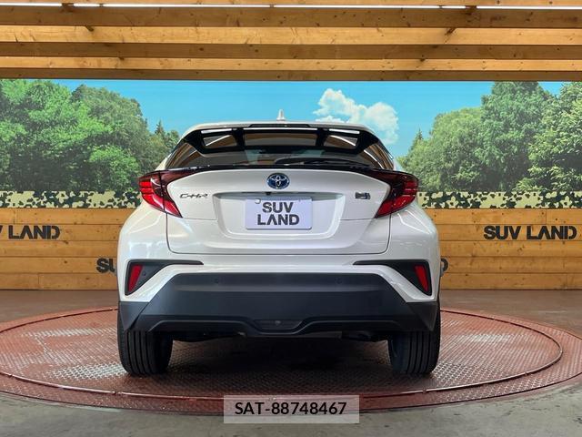 Toyota C-HR 2019-10 8343901-14
