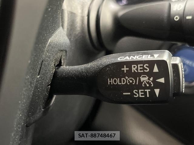 Toyota C-HR 2019-10 8343901-4