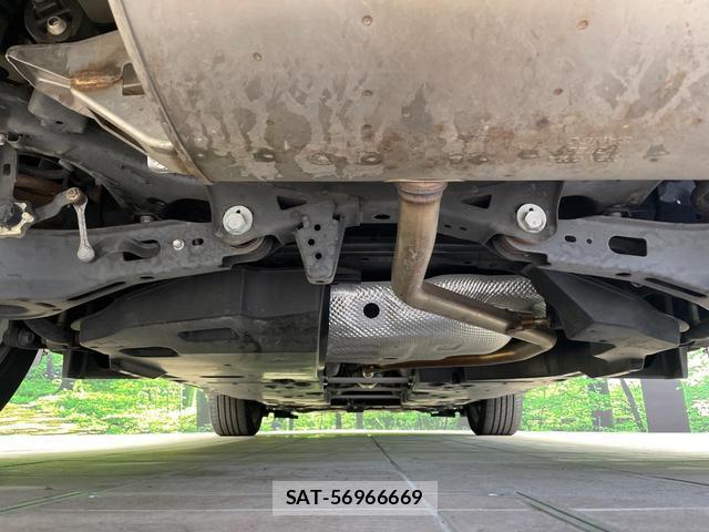 Toyota C-HR 2017-12 8344199-18