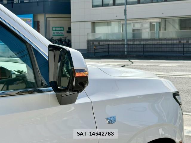 Cadillac ESCALADE 2025-05 8344109-15