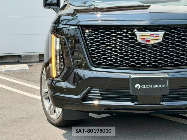 Cadillac ESCALADE 2026-03 8344111-13