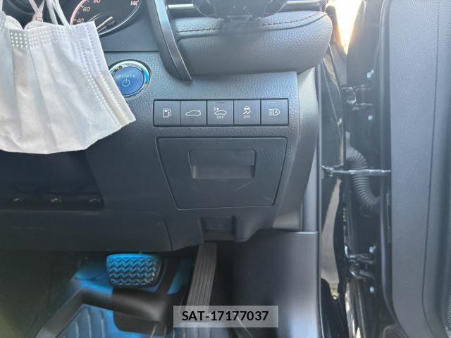 Toyota CAMRY 2017-07 8343750-14