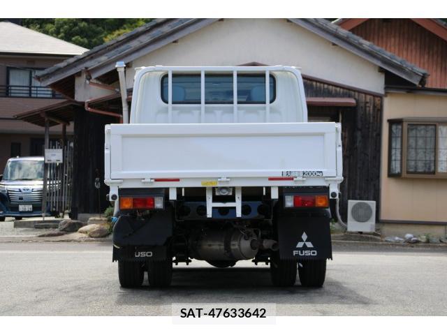 MITSUBISHI FUSO CANTER 2020-02 8342043-7
