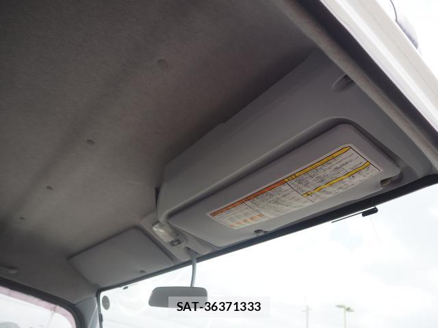 MITSUBISHI FUSO CANTER 2018-12 8343072-11