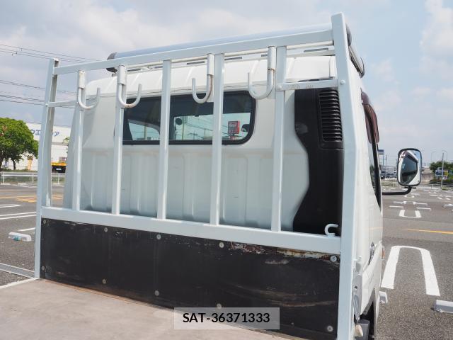 MITSUBISHI FUSO CANTER 2018-12 8343072-13