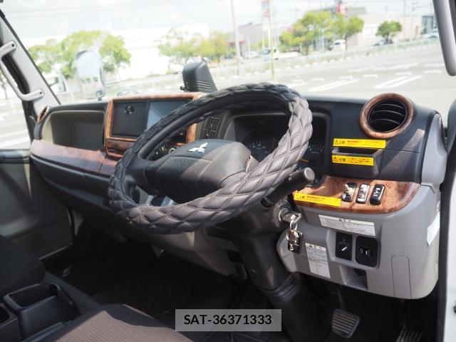 MITSUBISHI FUSO CANTER 2018-12 8343072-5