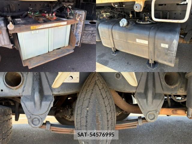 MITSUBISHI FUSO CANTER 2014-02 8343439-12