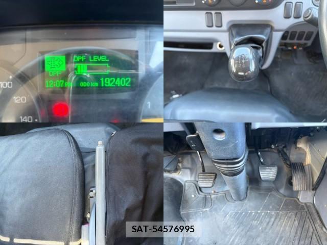 MITSUBISHI FUSO CANTER 2014-02 8343439-17