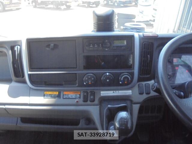 MITSUBISHI FUSO CANTER 2019-07 8344230-12