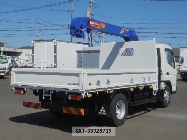 MITSUBISHI FUSO CANTER 2019-07 8344230-19