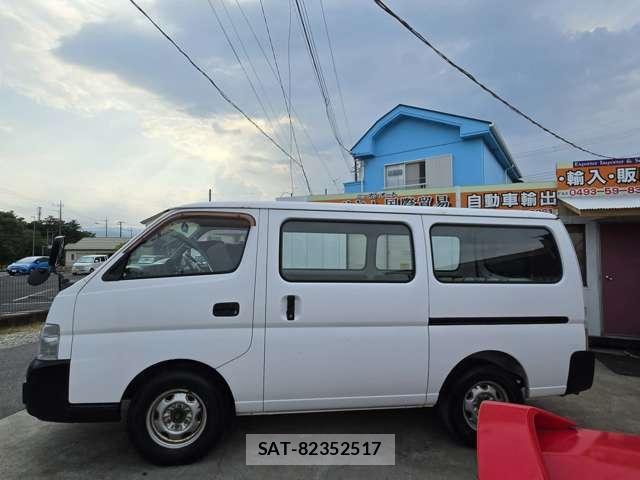 Nissan CARAVAN BUS 2003-03 8343738-5