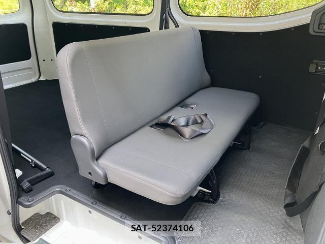Nissan Caravan 2023-10 8343682-5