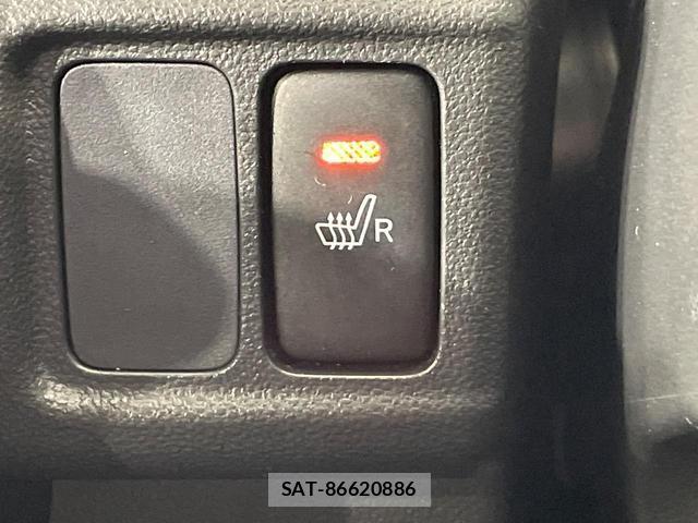 Daihatsu CAST 2015-11 8344189-3