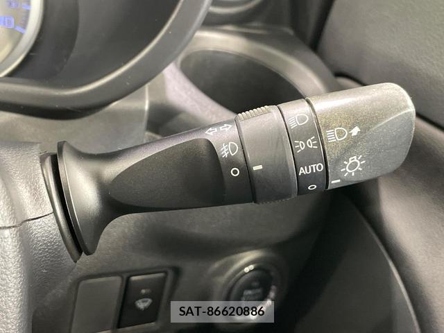 Daihatsu CAST 2015-11 8344189-6