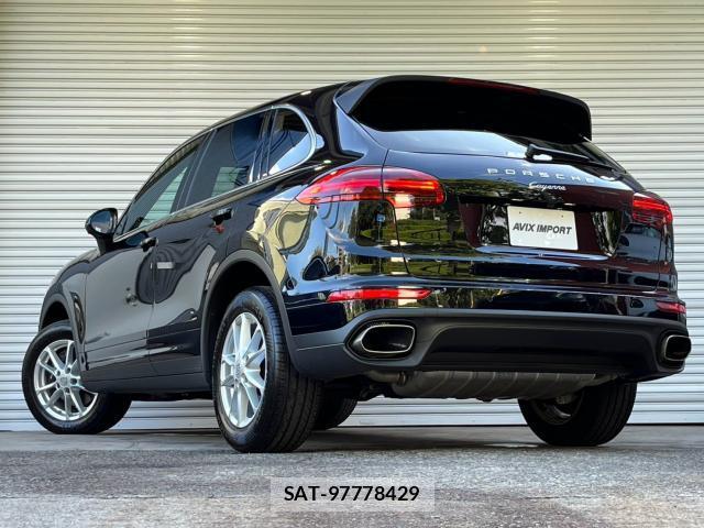 Porsche CAYENNE 2015-09 8343060-1