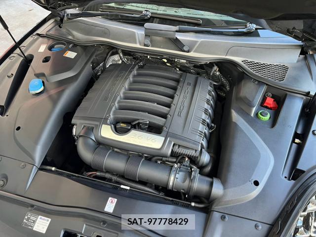 Porsche CAYENNE 2015-09 8343060-18