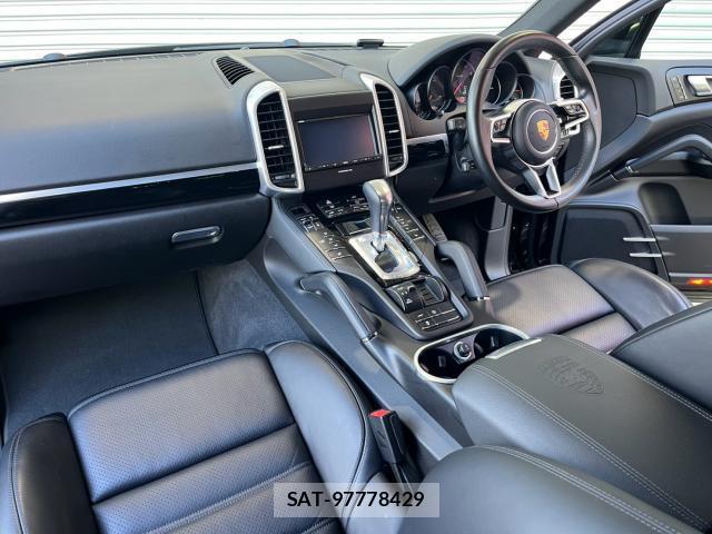 Porsche CAYENNE 2015-09 8343060-6