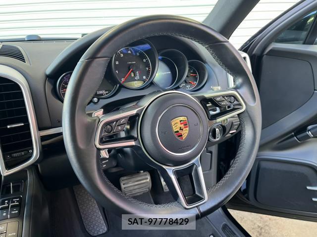 Porsche CAYENNE 2015-09 8343060-7
