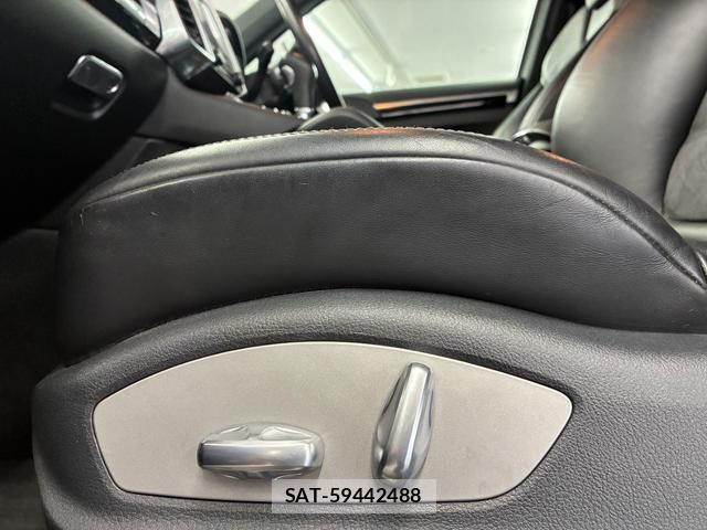 Porsche CAYENNE 2016-12 8343714-18