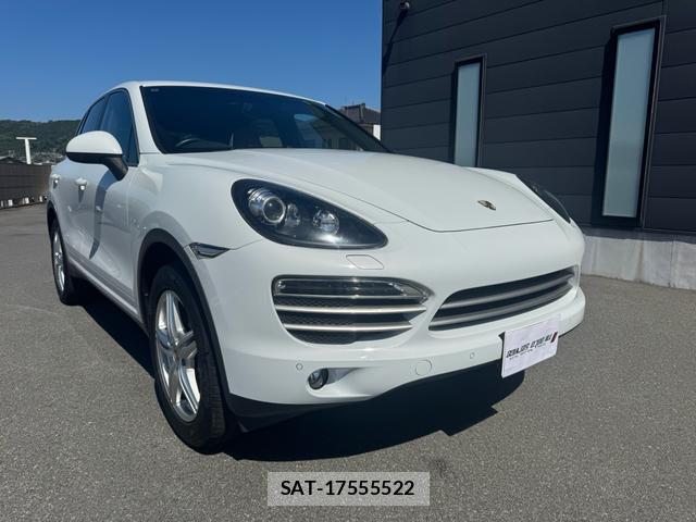 Porsche CAYENNE 2014-02 8343994-0
