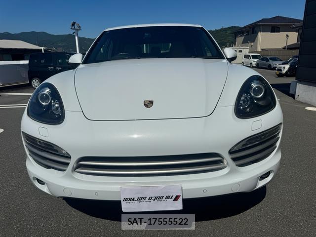 Porsche CAYENNE 2014-02 8343994-1