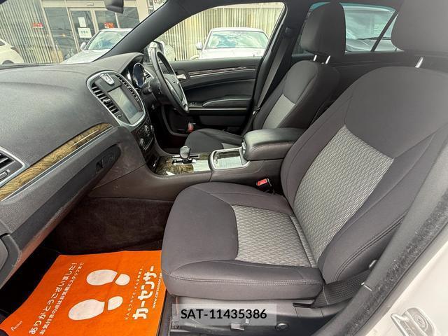 Chrysler 300 2013-07 8343533-15