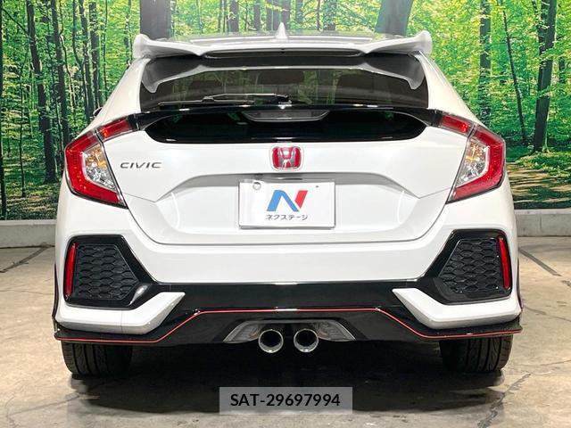Honda CIVIC 2018-09 8343357-14