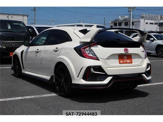 Honda CIVIC 2020-10 8343551-11