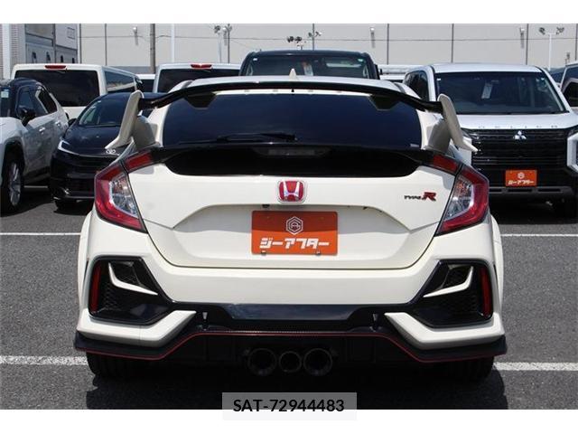 Honda CIVIC 2020-10 8343551-12