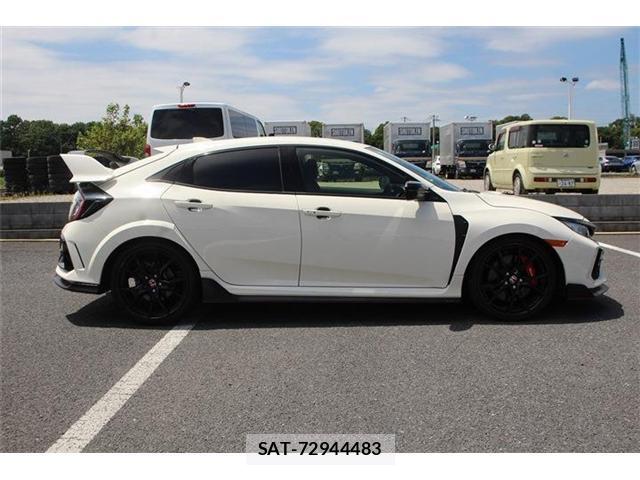 Honda CIVIC 2020-10 8343551-14