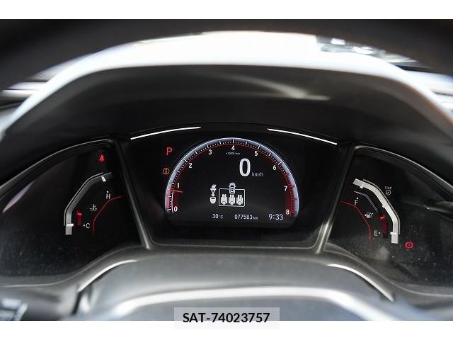 Honda CIVIC 2019-09 8343858-17