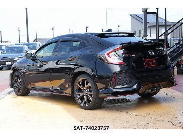 Honda CIVIC 2019-09 8343858-18