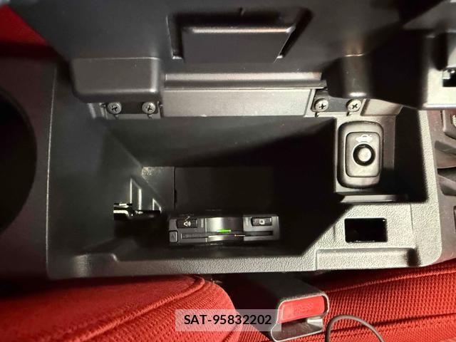 Daihatsu COPEN 2018-09 8342893-6