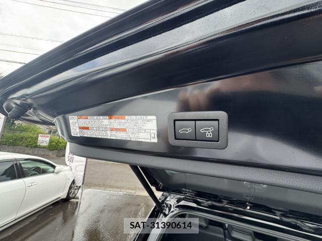 Toyota COROLLA CROSS 2023-09 8343181-19