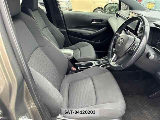 Toyota COROLLA SPORT 2018-06 8342979-6