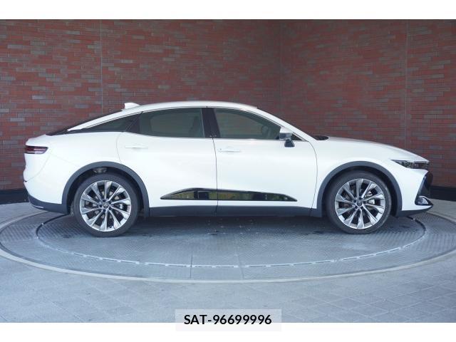 Toyota Crown Crossover 2023-09 8342187-3